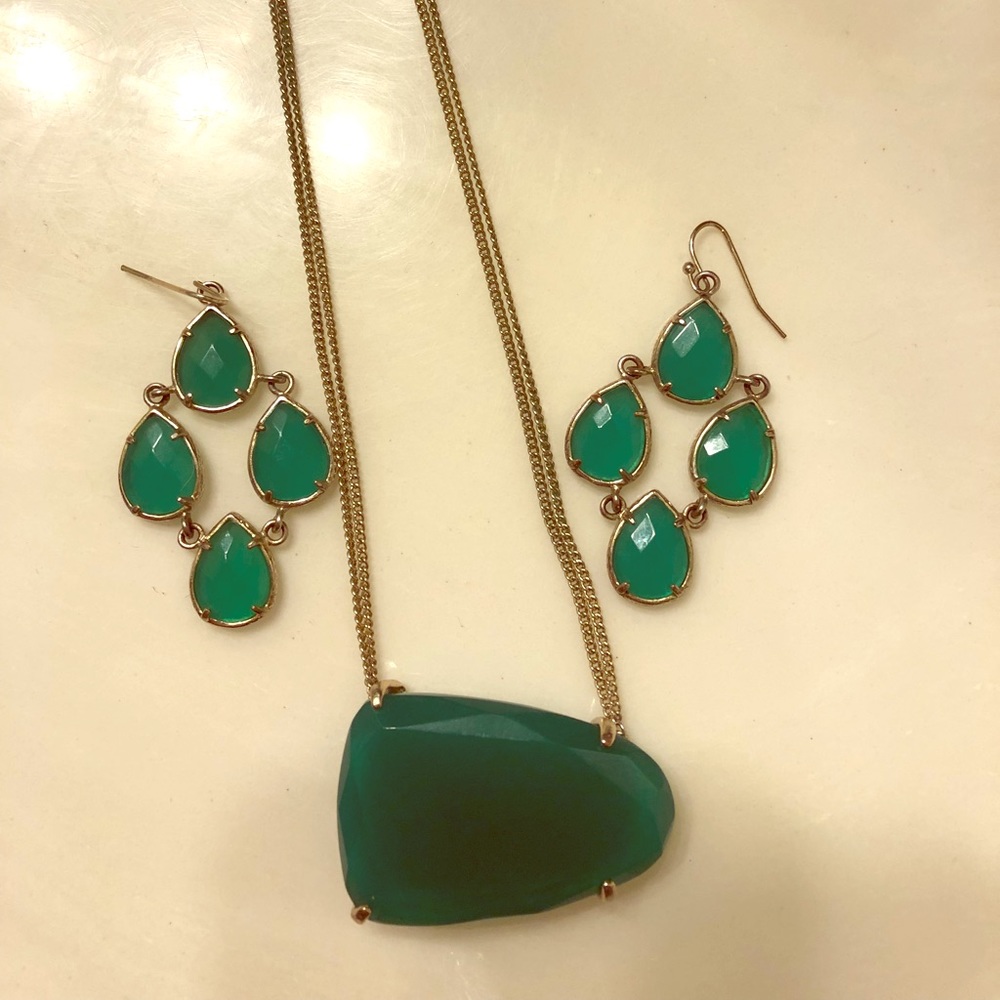 Kendra Scott set